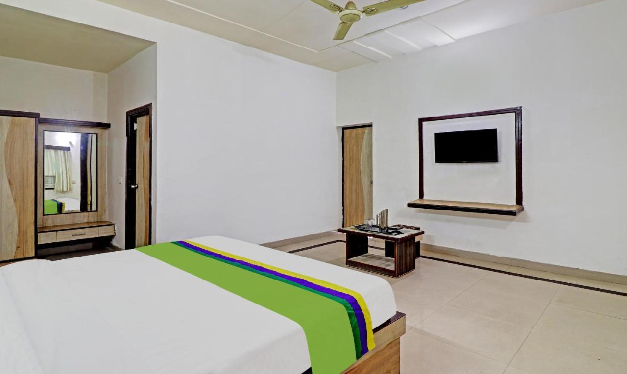 Golden Pearl Hotel อัครา ภายนอก รูปภาพ