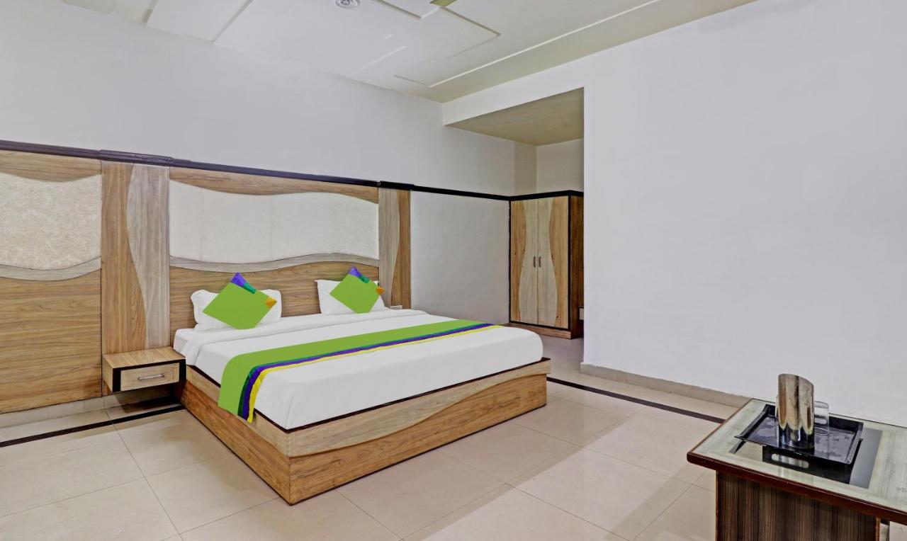 Golden Pearl Hotel อัครา ภายนอก รูปภาพ